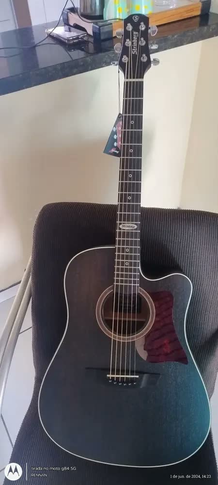 foto de Violão Eletroacústico Strinberg SD200C Aço Mogno Fosco Dreadnought