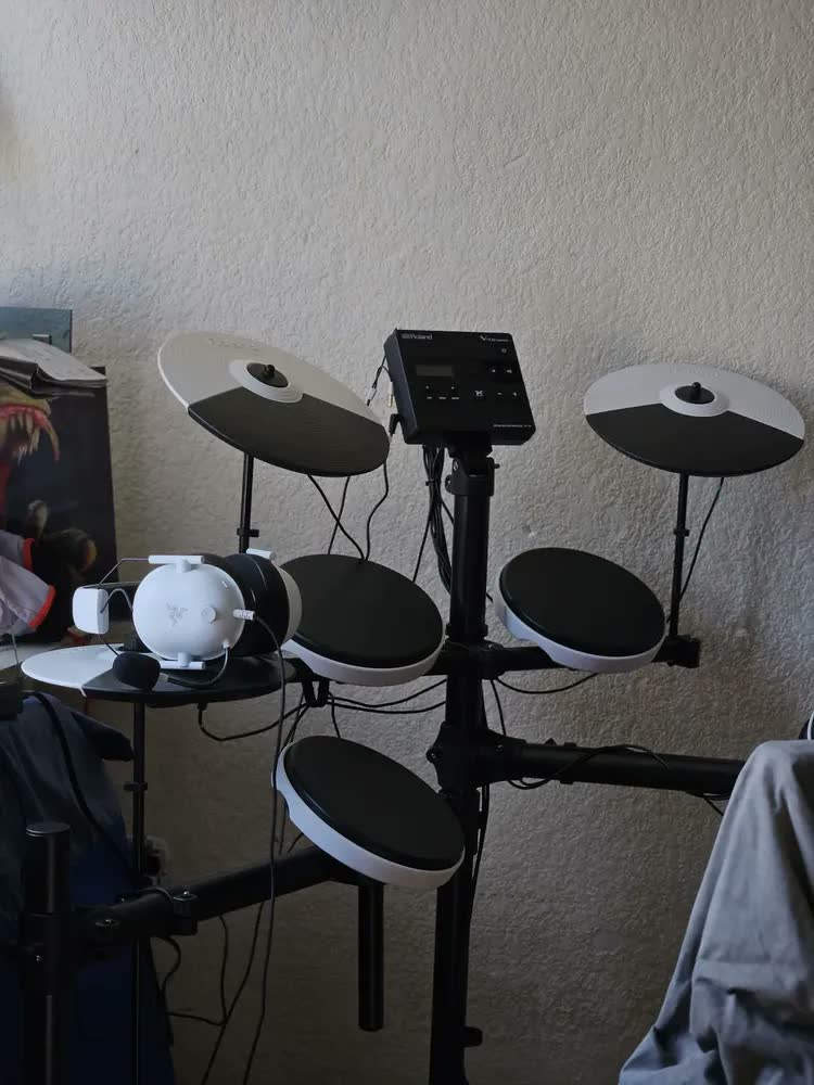 foto de Bateria Eletrônica Compacta Roland Td-02k Td02k