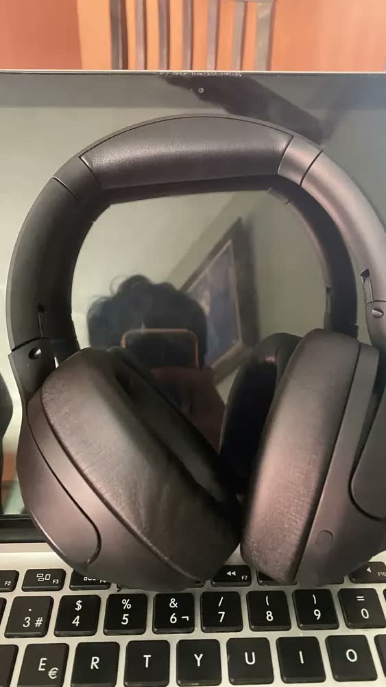 foto de Headset Qcy H3 Anc Adaptativo Bluetooth 5.3 Multiponto 60h Cor Preto