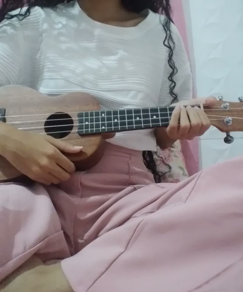 foto de Ukulele Acústico Malibu Soprano Sapele 21s Fosco Natural
