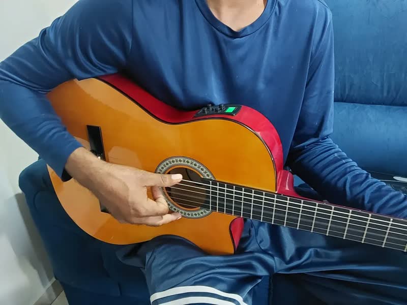 foto de Violão Eletroacústico Giannini NF-14 Start Nylon 6 Cordas Preto