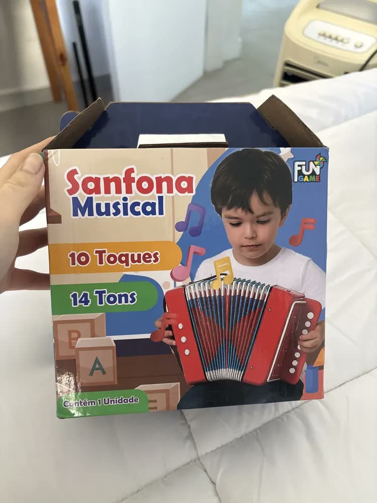 foto de Instrumento Infantil Sanfona Infan Acordeon 3 Baixo 7 Teclas Cor Azul