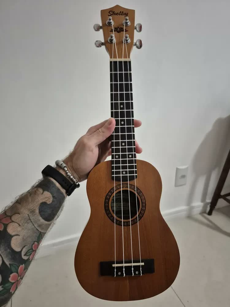 foto de Ukulele Shelby Soprano Su21m Stnt