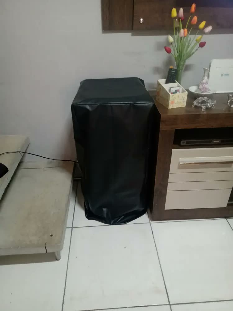 foto de Capa Para Caixa De Som Aiwa T1w-01b 1500w Torre Lona
