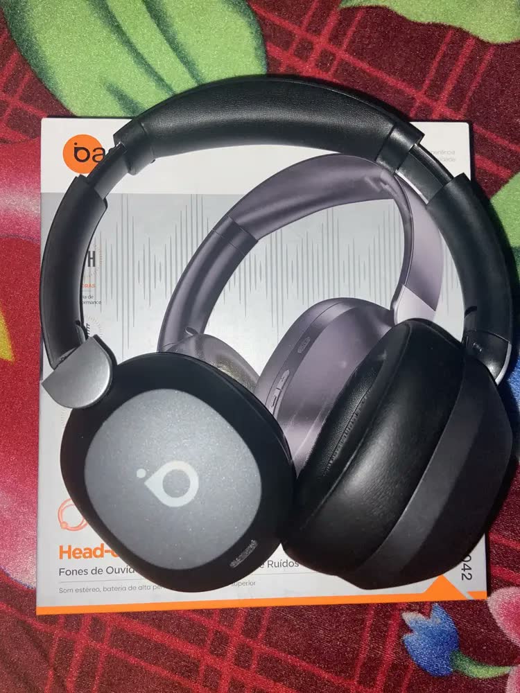 foto de Headphone Bluetooth, Redução De Ruído Do Anc, Microfone ENC(Chamada Hd Bluetooth), Bateria 30 Horas, Bluetooth 5.4, Estéreo Hi-fi, Chamadas por Bluetooth, Design Dobrável, Basike Ba-FON042 Cor Preto