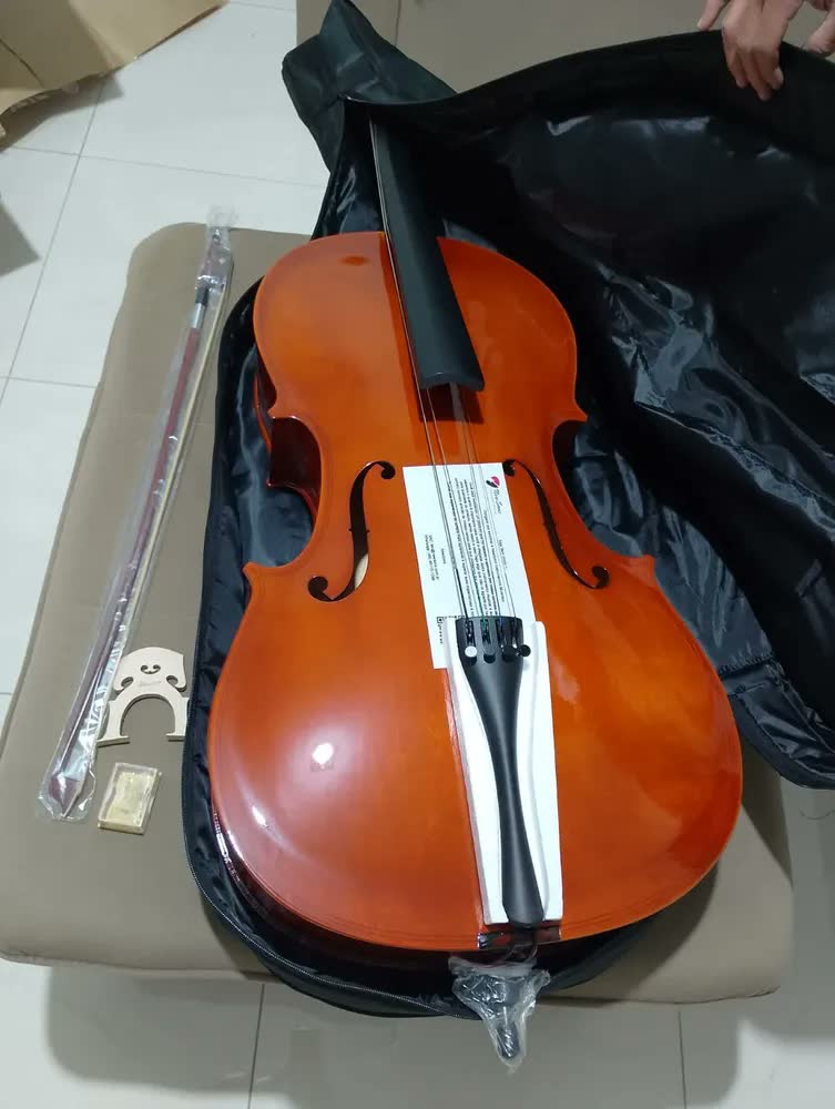 foto de Violoncelo 4/4 Barth Violin Brilhante + Capa Bag+ Breu+ Arco