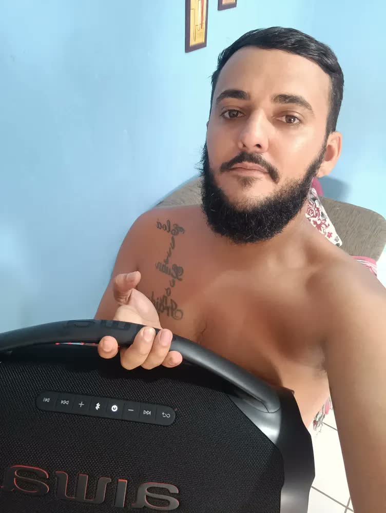 foto de Caixa De Som Boombox Aiwa Aws-bbs-01b 200w Rms Bluetooth Res Cor Preto