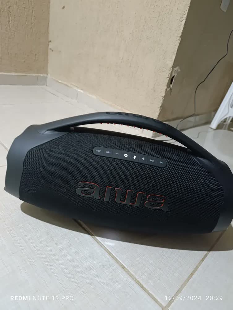 foto de Caixa De Som Boombox Aiwa Aws-bbs-01b 200w Rms Bluetooth Res Cor Preto