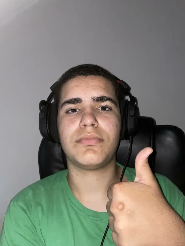 foto de Headset Gamer Redragon Zeus Lite Preto Drivers 53mm com Microfone Removível