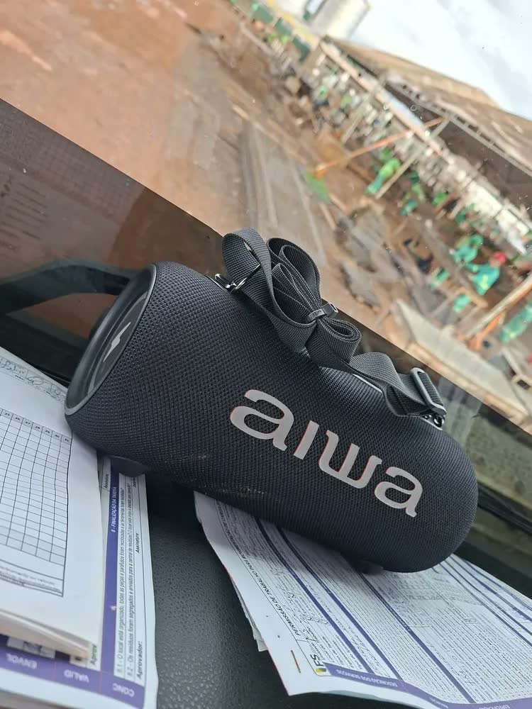 foto de Caixa De Som Speaker Aiwa SP-04-LB 40W Bluetooth Ipx5