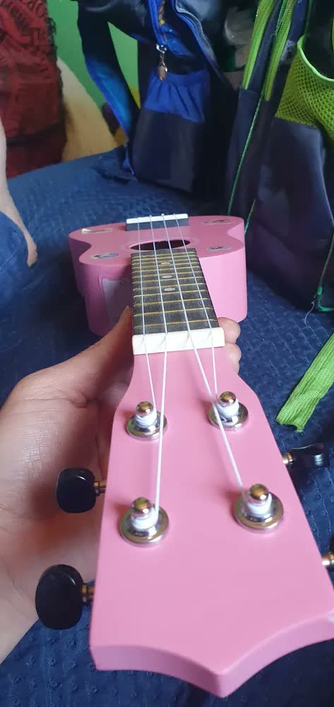 foto de Ukulele Tenor 21 Polegadas Madeira Tilia P/ Iniciantes E Pro Rosa