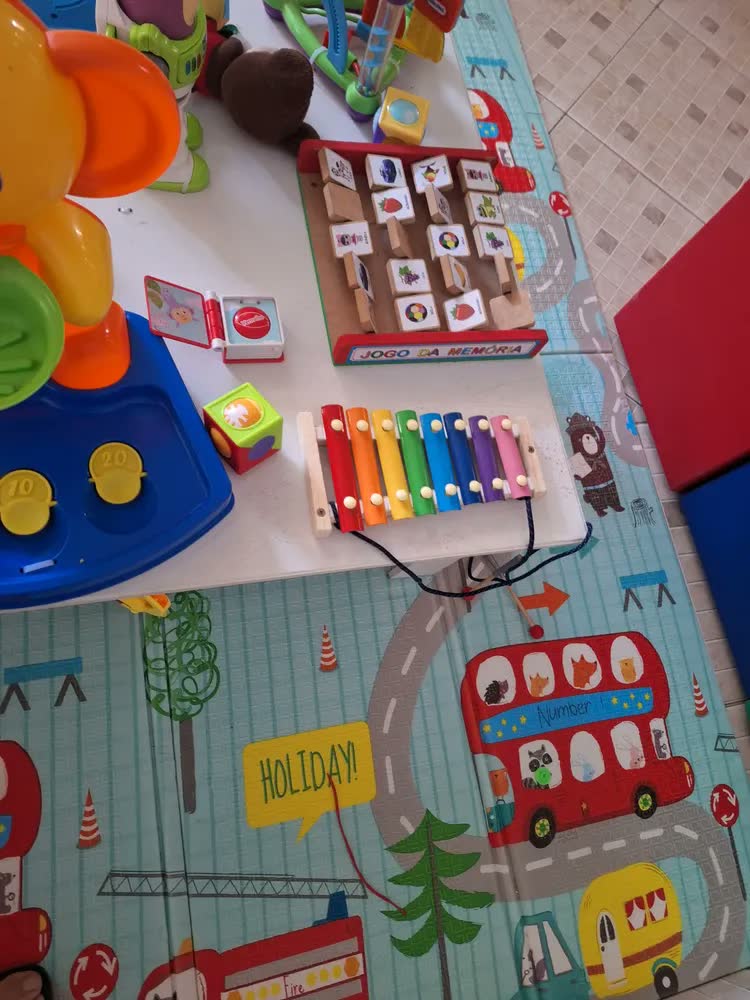 foto de Xilofone Infantil Brinquedo Musical 8 Notas Colorido